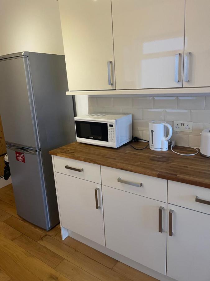 Small Room In Horfield 3 บริสตอล ภายนอก รูปภาพ